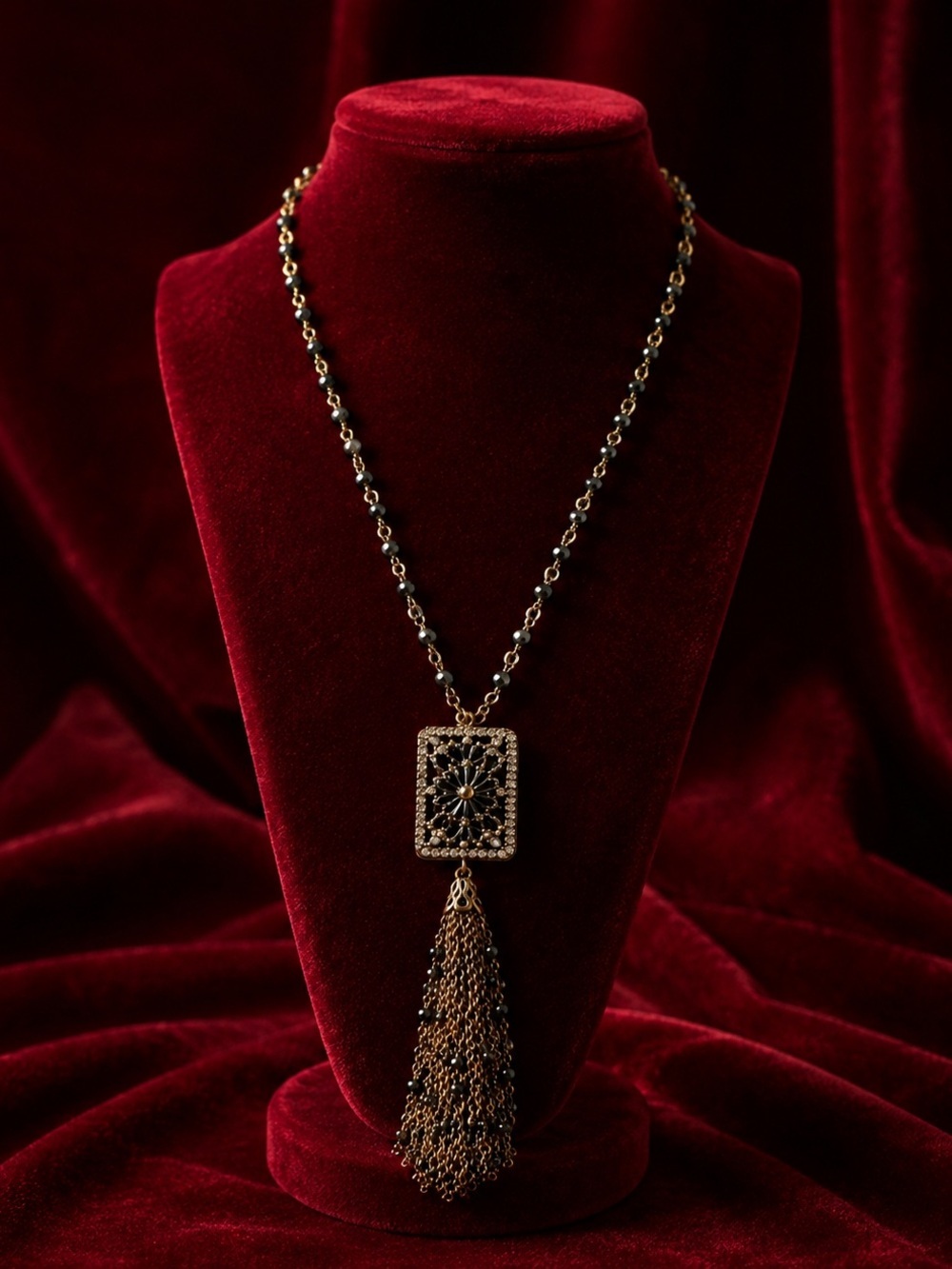 Vintage Statement elegant Necklace Crystal Beads Long Gold Pendant